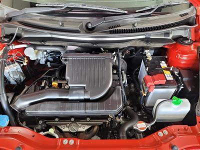 2014 Suzuki Swift - Thumbnail