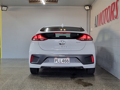 2022 Hyundai IONIQ - Thumbnail