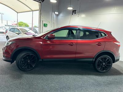 2017 Nissan Qashqai - Thumbnail