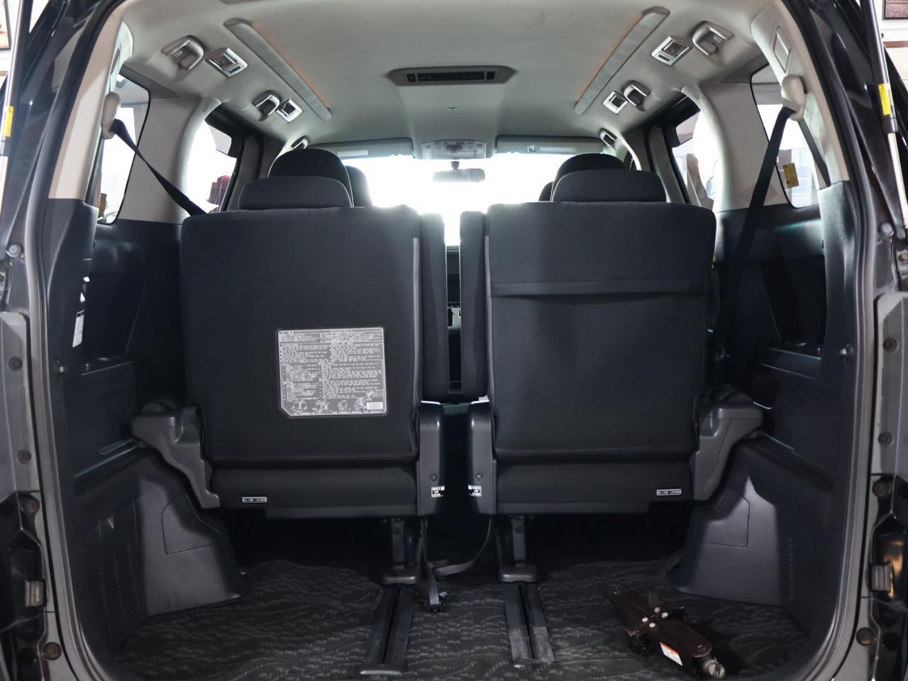 2013 Toyota Vellfire