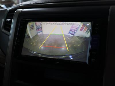 2013 Toyota Vellfire - Thumbnail