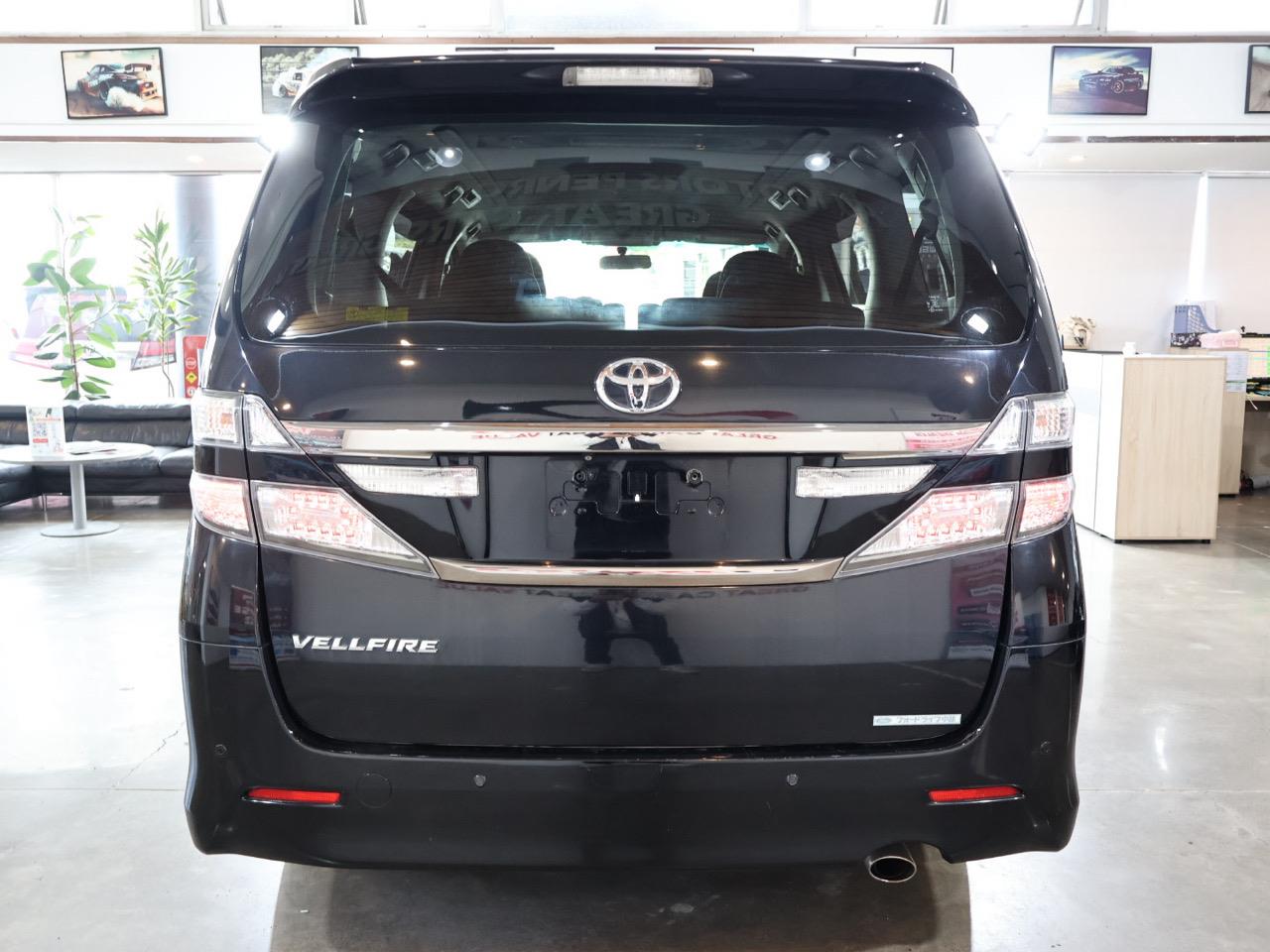 2013 Toyota Vellfire