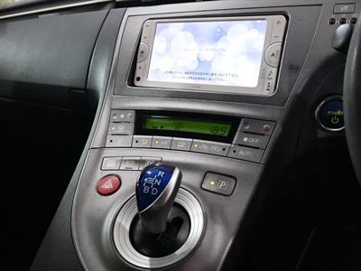 2013 Toyota Prius - Thumbnail