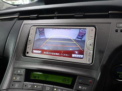 2013 Toyota Prius - Thumbnail