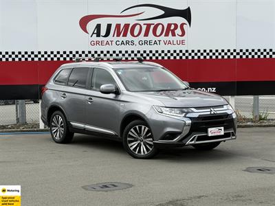 2021 Mitsubishi Outlander - Thumbnail