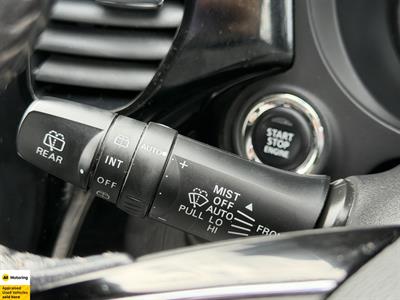 2021 Mitsubishi Outlander - Thumbnail