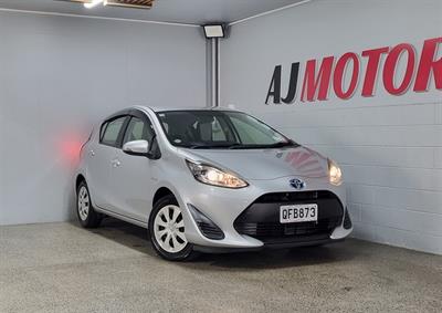 2018 Toyota Aqua - Thumbnail