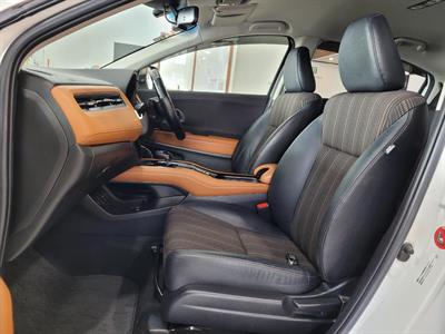 2017 Honda Vezel - Thumbnail