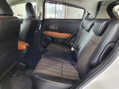 2017 Honda Vezel - Thumbnail