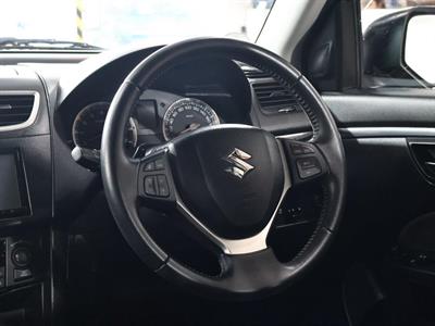 2015 Suzuki Swift - Thumbnail