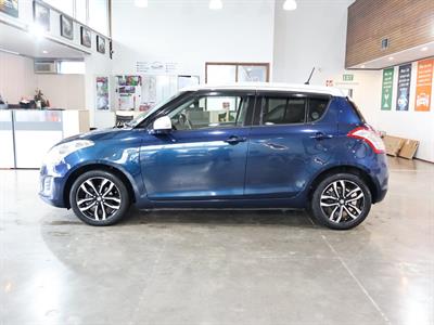 2015 Suzuki Swift - Thumbnail
