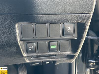 2015 Nissan X-Trail - Thumbnail