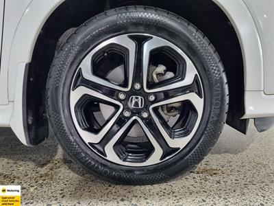 2014 Honda Vezel - Thumbnail