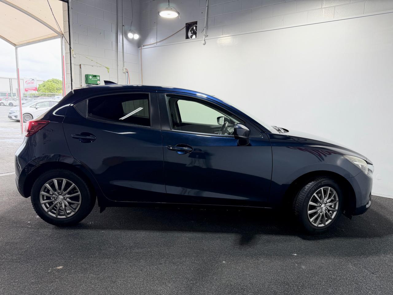2017 Mazda Demio