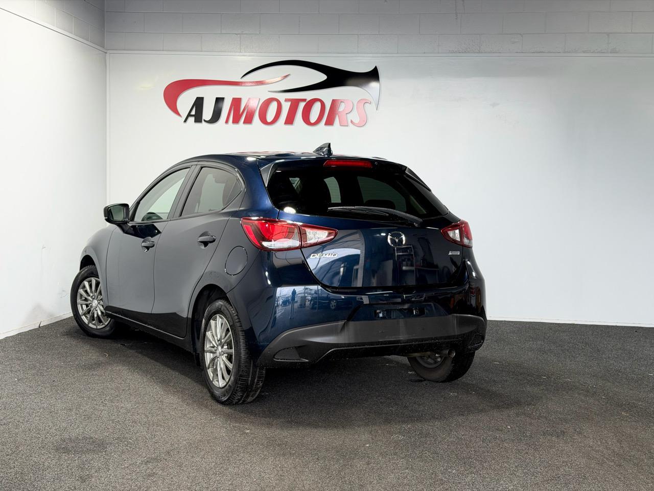 2017 Mazda Demio