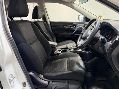 2022 Nissan X-Trail - Thumbnail