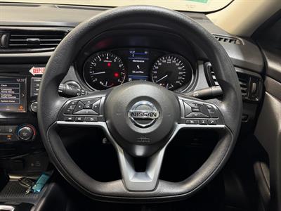 2022 Nissan X-Trail - Thumbnail