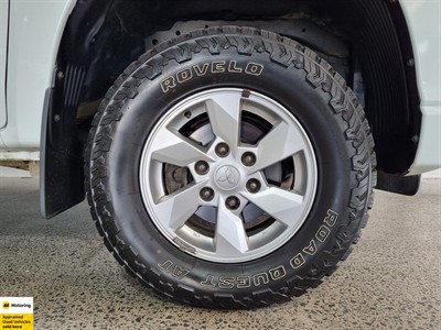 2019 Mitsubishi Triton - Thumbnail