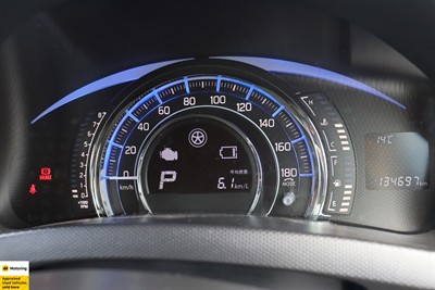 2015 Suzuki Swift - Thumbnail