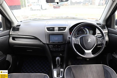 2015 Suzuki Swift - Thumbnail