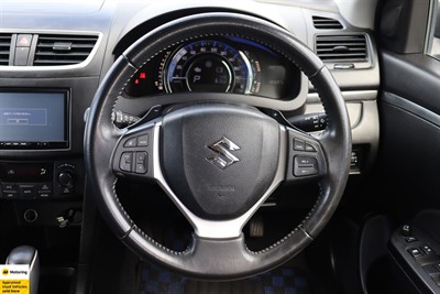 2015 Suzuki Swift - Thumbnail
