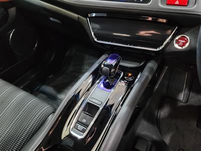 2014 Honda Vezel - Thumbnail