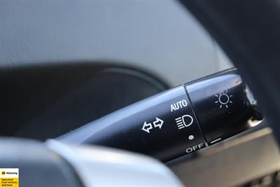 2014 Toyota Prius - Thumbnail