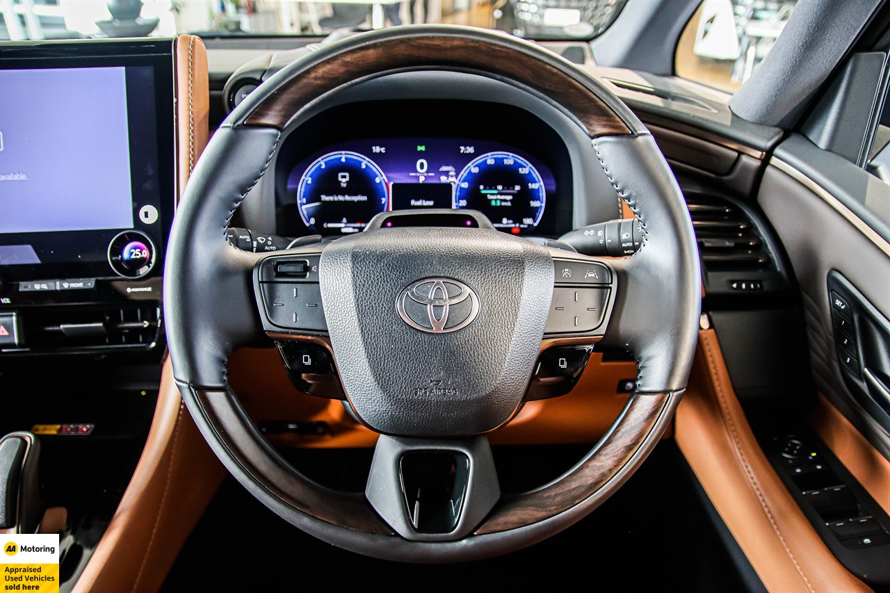 2025 Toyota Vellfire