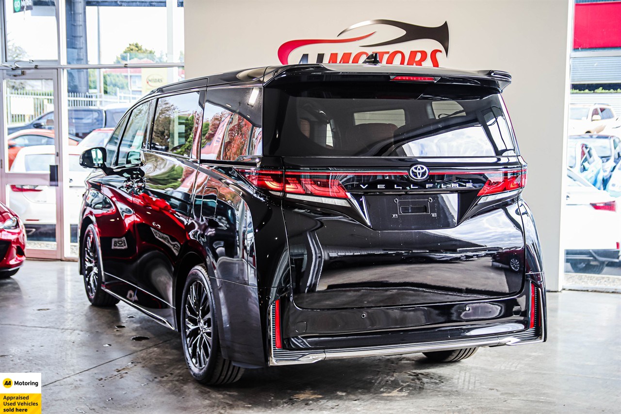 2025 Toyota Vellfire