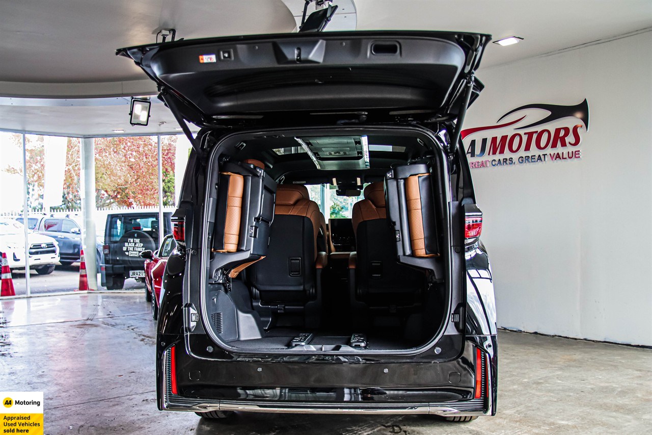 2025 Toyota Vellfire