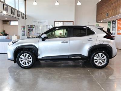 2022 Toyota YARIS CROSS - Thumbnail