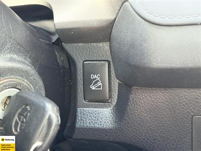 2017 Toyota RAV4 - Thumbnail