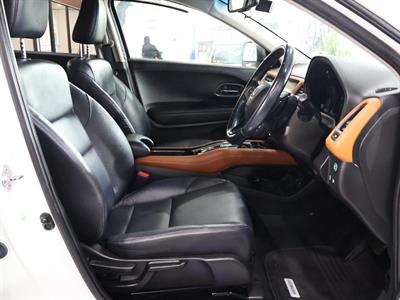 2015 Honda Vezel - Thumbnail