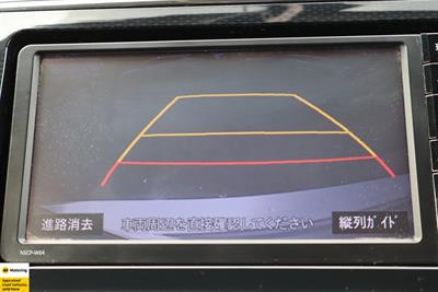 2014 Toyota Prius - Thumbnail