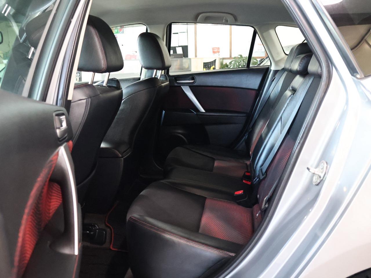 2010 Mazda Axela