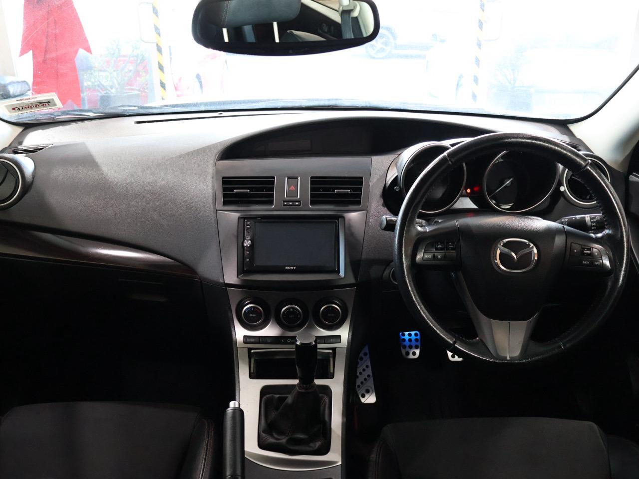 2010 Mazda Axela