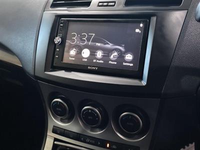 2010 Mazda Axela - Thumbnail