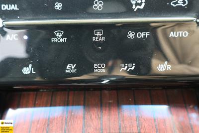 2014 Toyota Harrier - Thumbnail