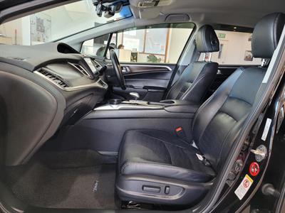 2015 Honda Jade - Thumbnail