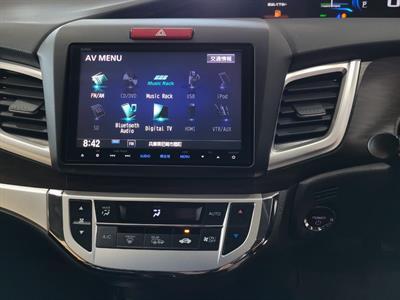 2015 Honda Jade - Thumbnail