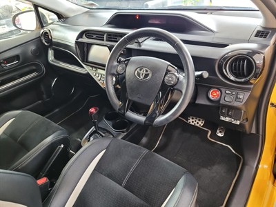 2014 Toyota Aqua - Thumbnail