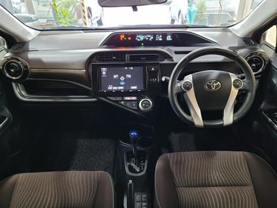 2016 Toyota Aqua - Thumbnail