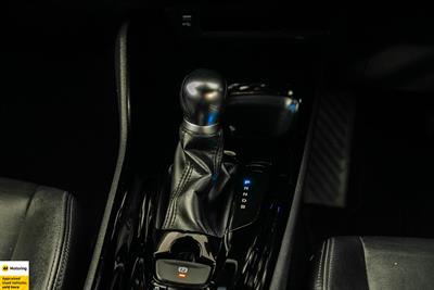 2020 Toyota C-HR - Thumbnail