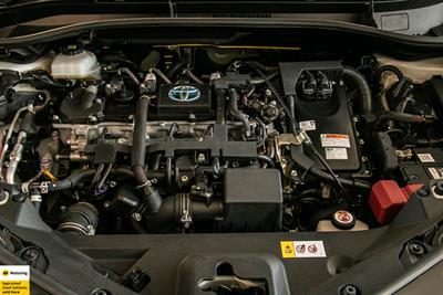 2020 Toyota C-HR - Thumbnail