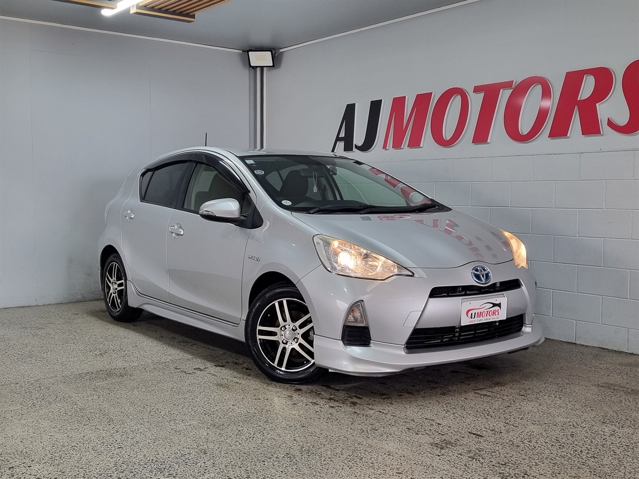 2013 Toyota Aqua