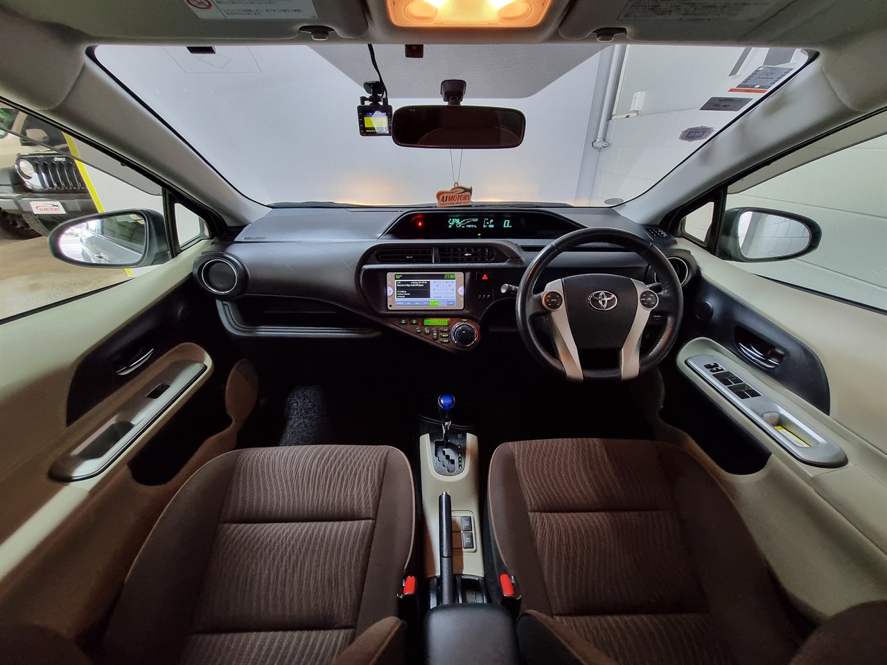 2013 Toyota Aqua