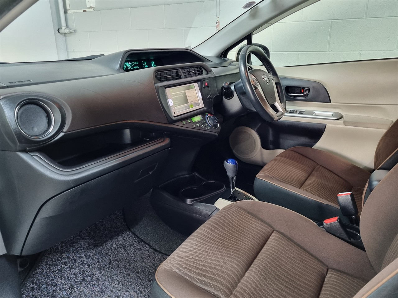 2013 Toyota Aqua