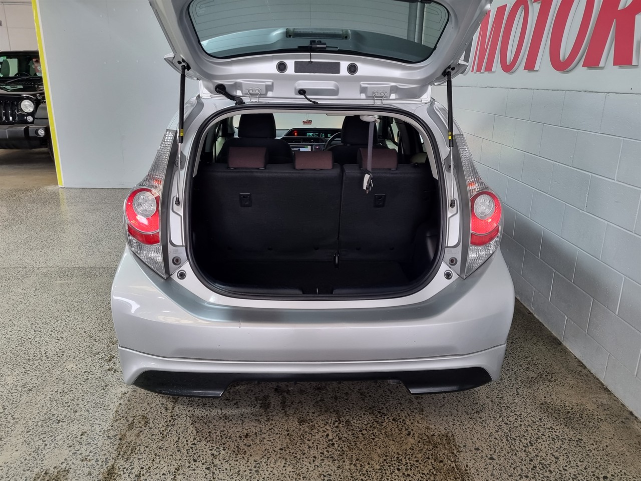2013 Toyota Aqua