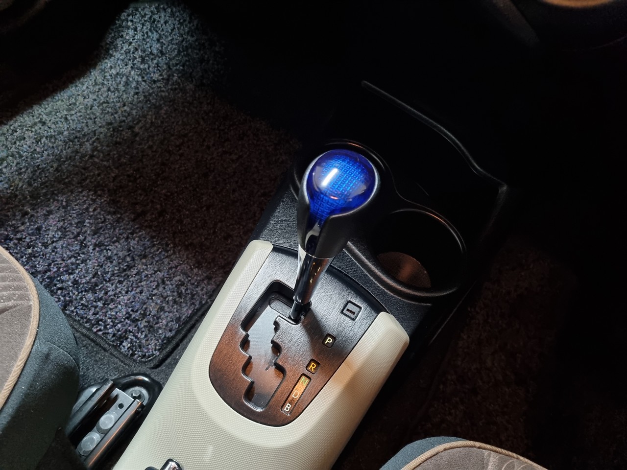 2013 Toyota Aqua