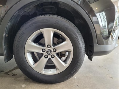 2015 Toyota RAV4 - Thumbnail